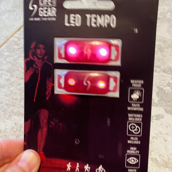 NEW *** Life Gear Led Tempo Security lights for shoes - Picture 3 of 4